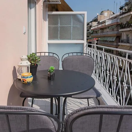 #sansevieria Apt By Halu! Thessaloniki